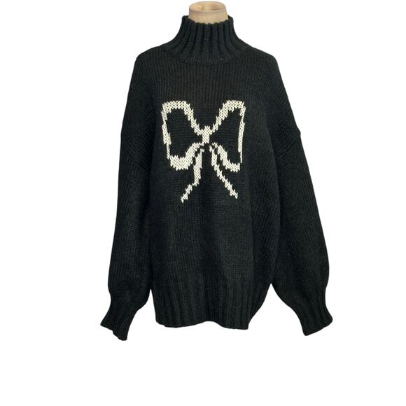 Lisa Says Gah Cece Black Ink Bow Knit Oversized Turtleneck Sweater Size M/L - Picture 9 of 13